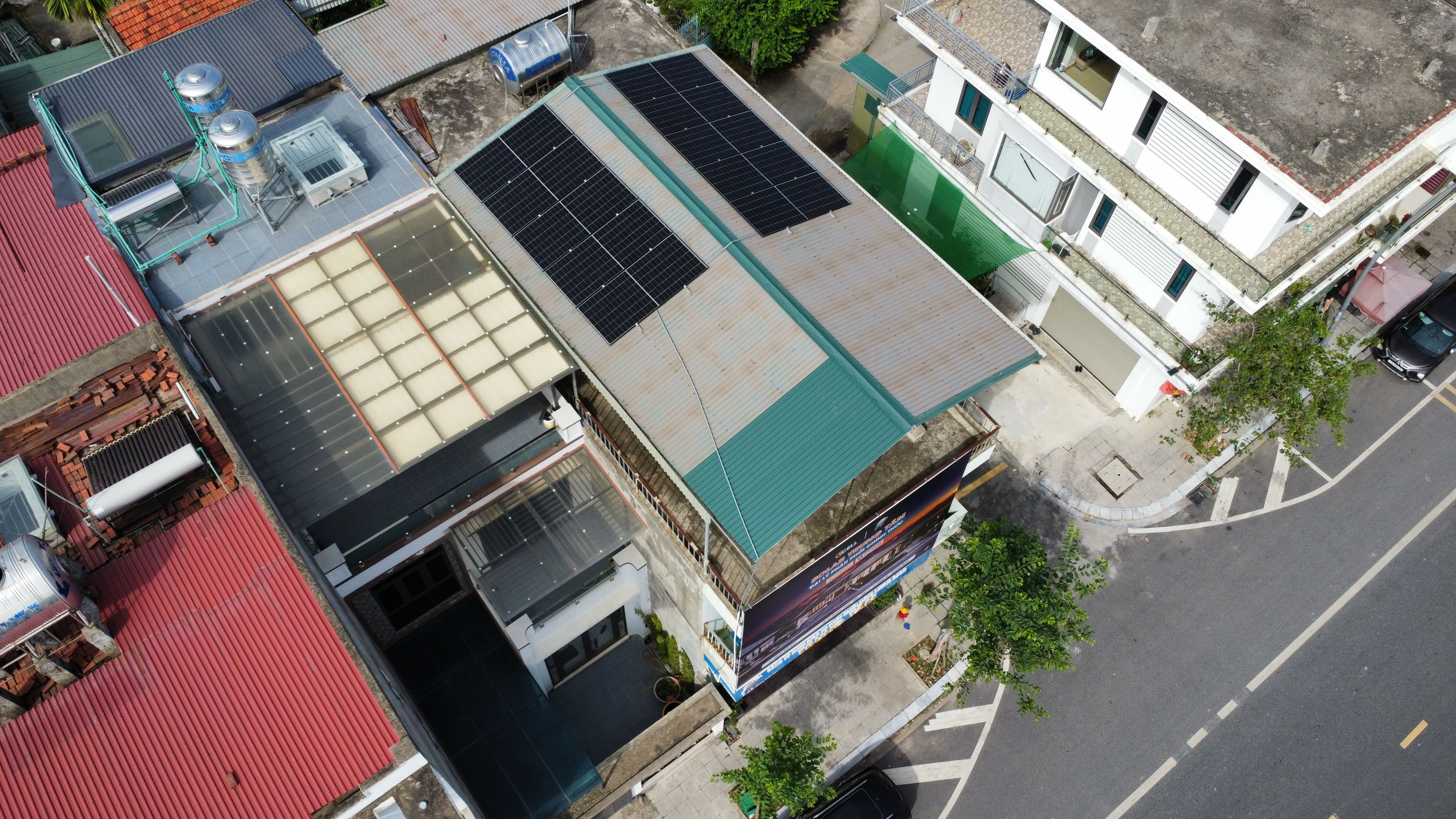 Hai Phong，Vietnam: 5.90kwp+5kwh solar for Residential Energy Project — Hai Phong，Vietnam: 5.90kwp+5kwh solar for Residential Energy Project